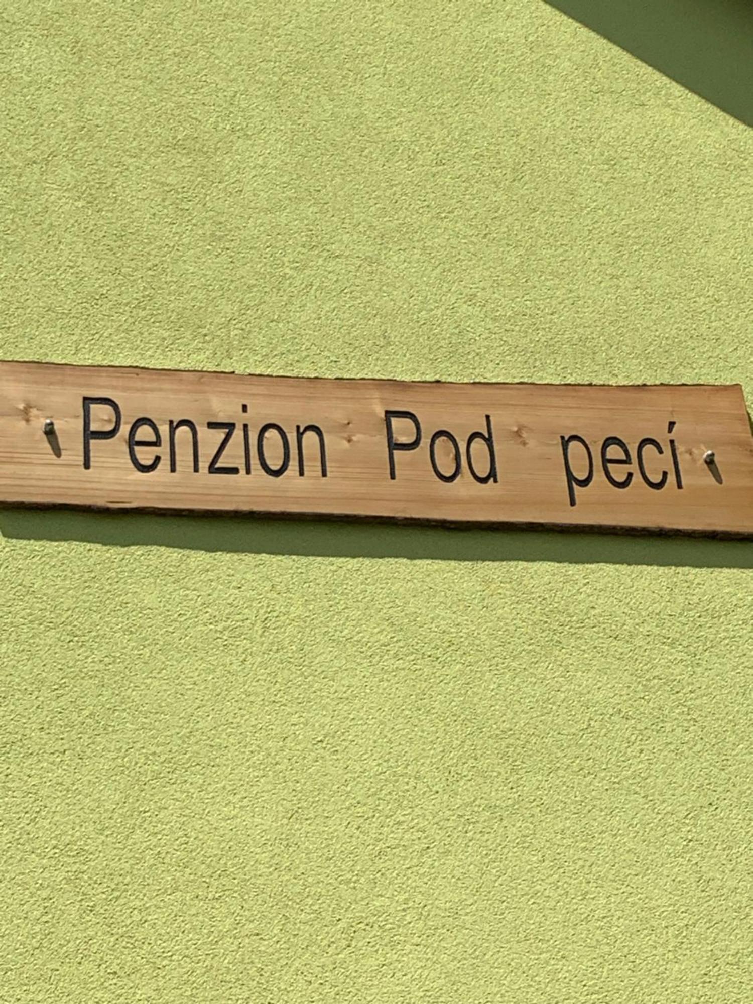 Penzion Pod Peci Lenora Exterior foto